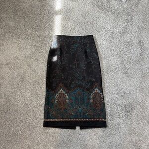 Briggs New York Black and Blue Patterned Midi Skirt